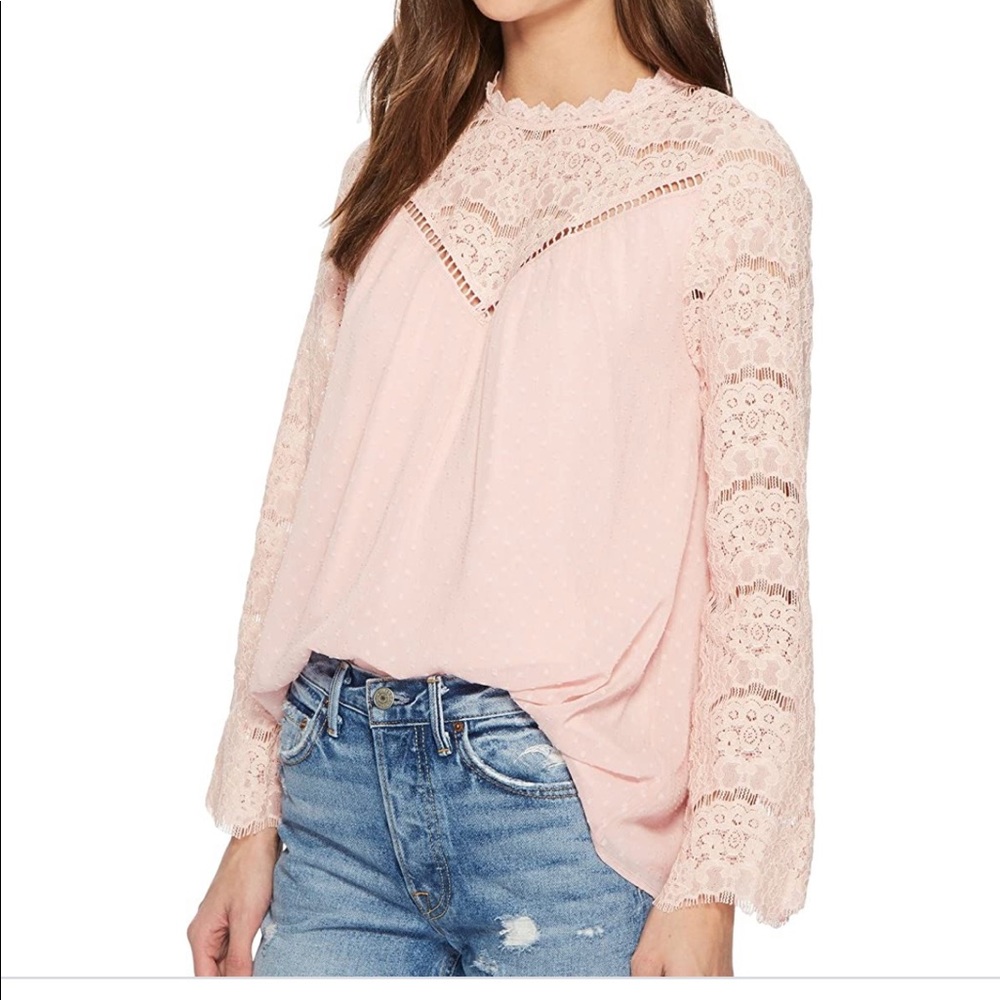 Kensie Crinkle Swiss Dot Top